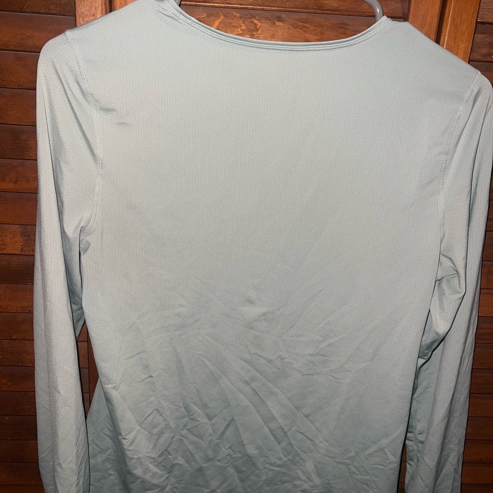 Nike women’s running long sleeve - Picture 2 of 2